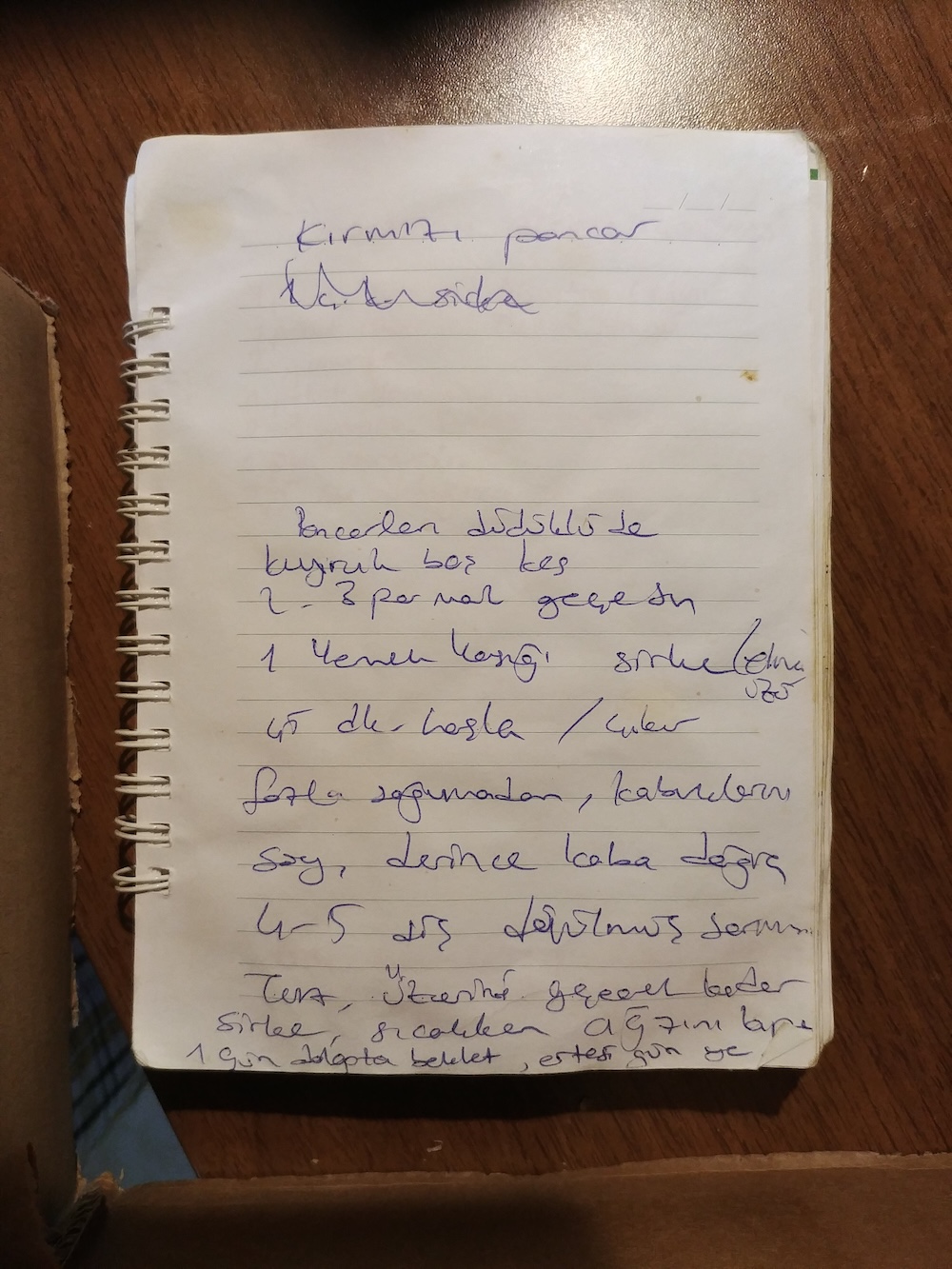 Kırmızı Pancar Turşusu